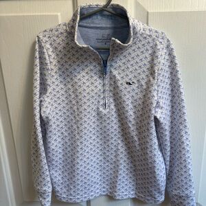 Vineyard Vines Sky Blue Quarter Zip. Excellent condition